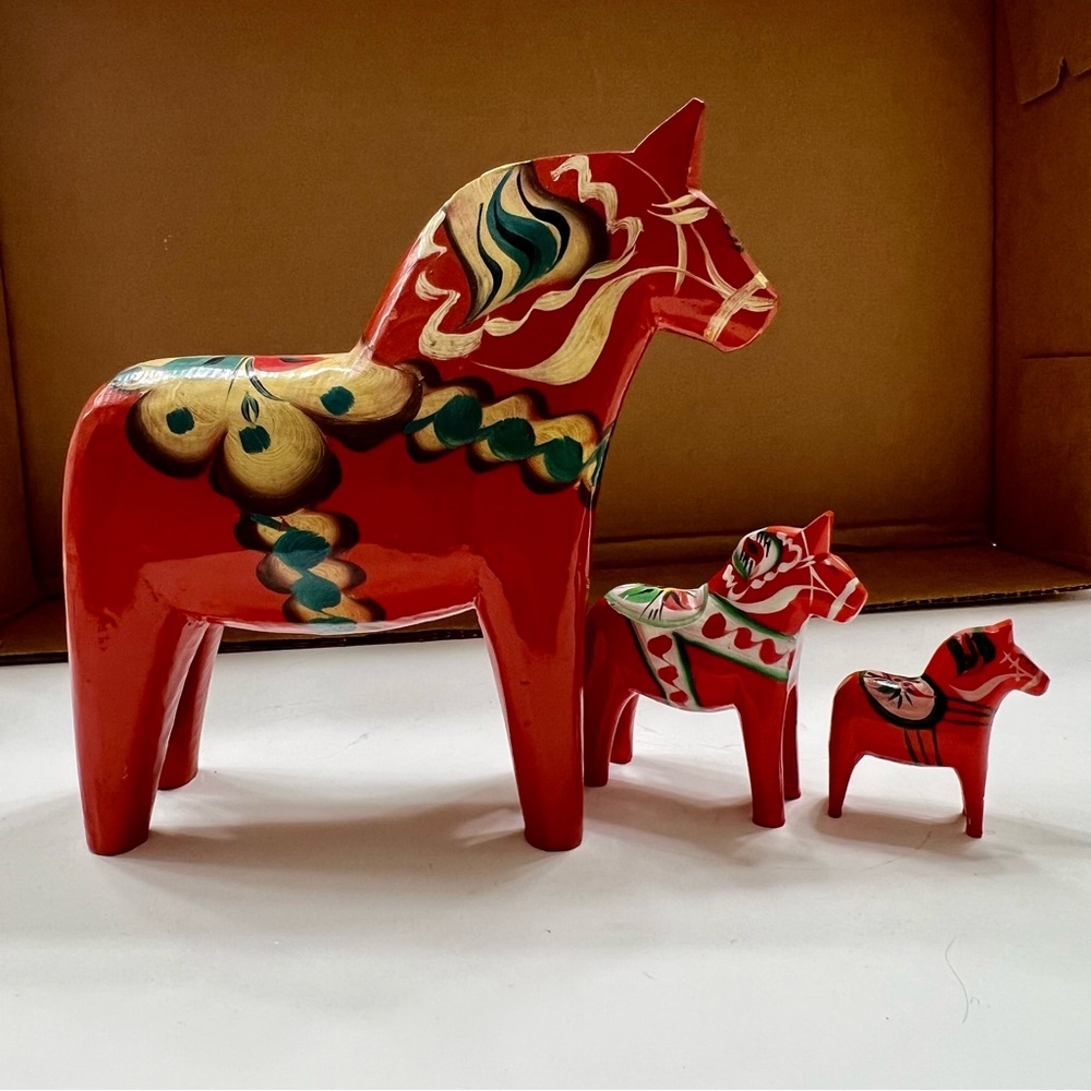 Vintage Olsson Dala Horse Akta Dalahemslojd Hand Carved Painted Art‎ set of 3